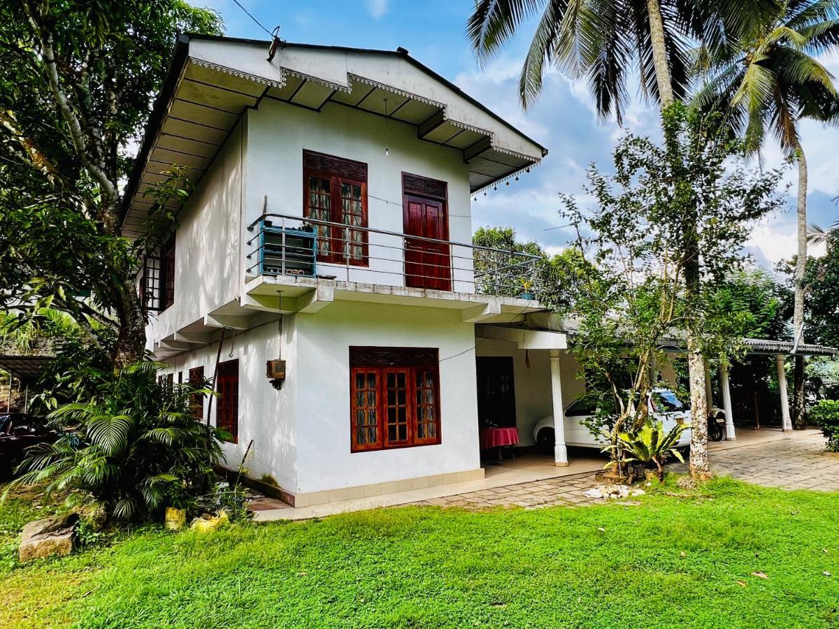 Summer Ridge - Homestay Ratnapura Zewnętrze zdjęcie