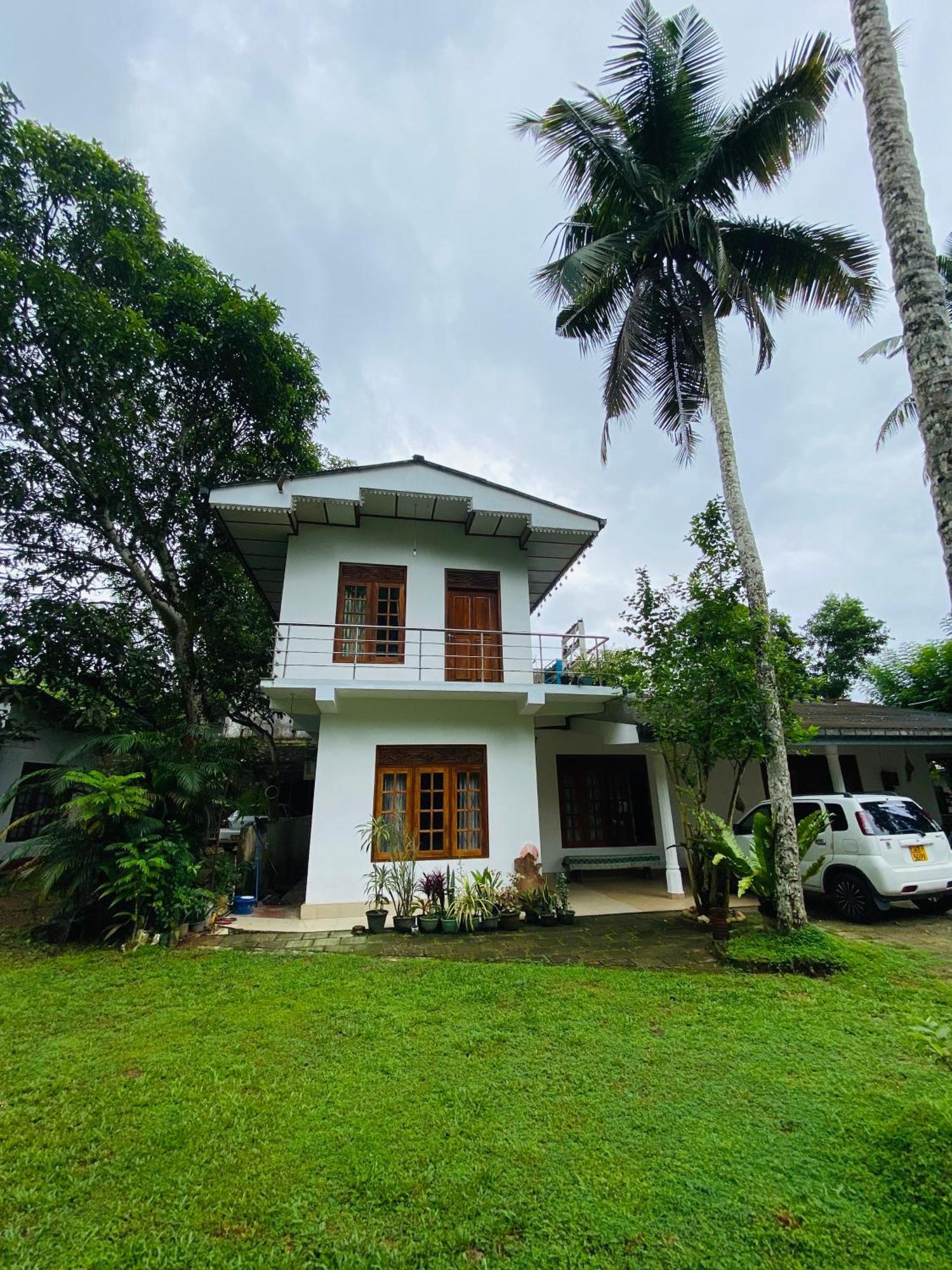Summer Ridge - Homestay Ratnapura Zewnętrze zdjęcie
